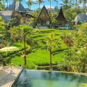 Menzel 4*, Ubud Indonesia